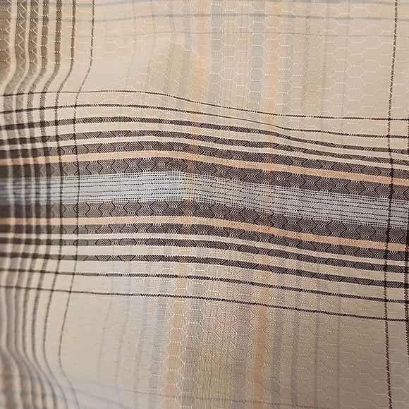 Habit Casual Plaid Button-Up Shirt - Picture 10 of 10